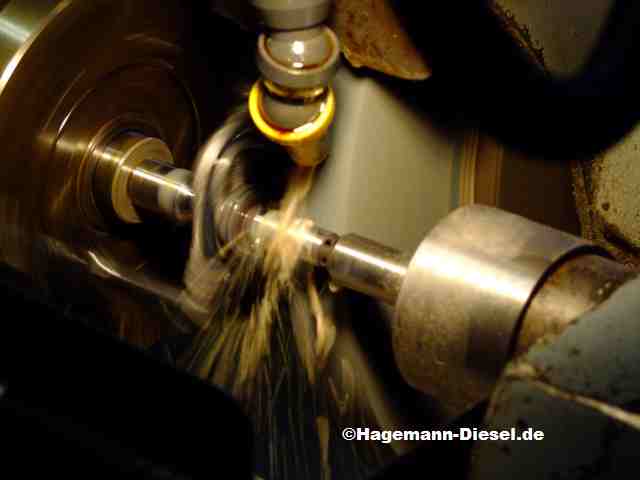 grinding of a nozzle-needle